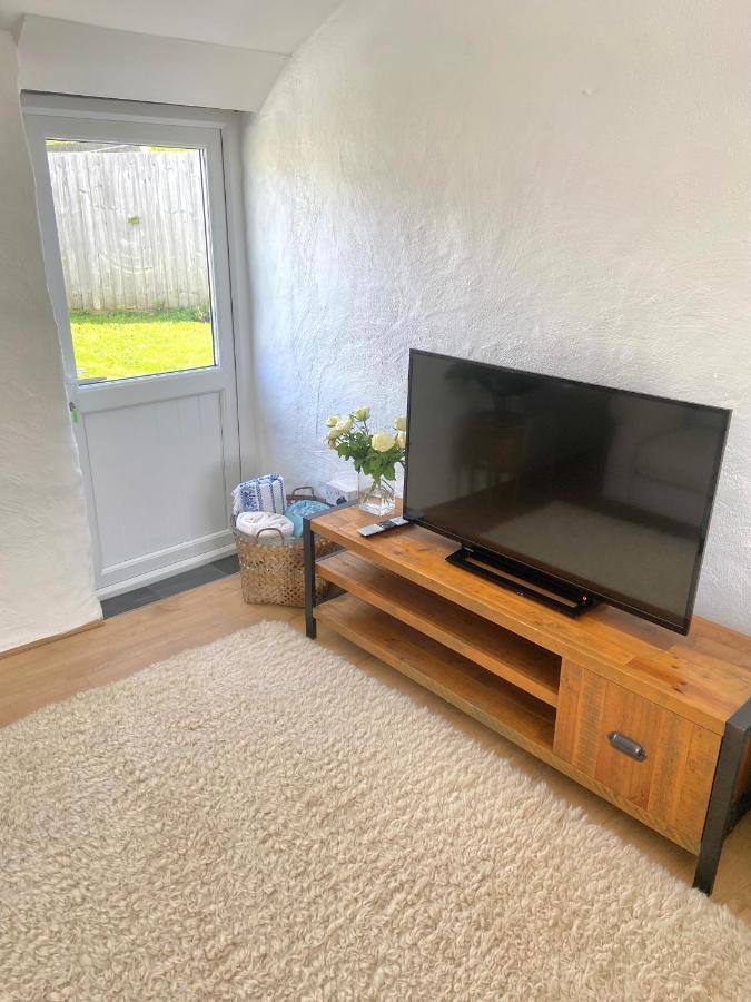 Idyllic Cornish Cottage, Superking Bed, Private Garden Dogs Welcome Truro Exteriör bild